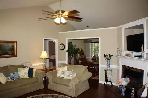 161 Jesse Dr, Smithfield, NC 27577 photo 4