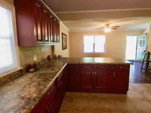 5300 Mccormick Dr, Durham, NC 27713 photo 6