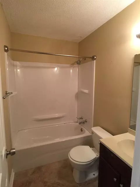 5300 Mccormick Dr, Durham, NC 27713 photo 9