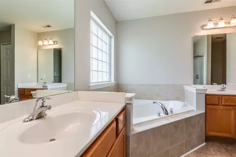 5212 Malik Dr, Durham, NC 27703 photo 8