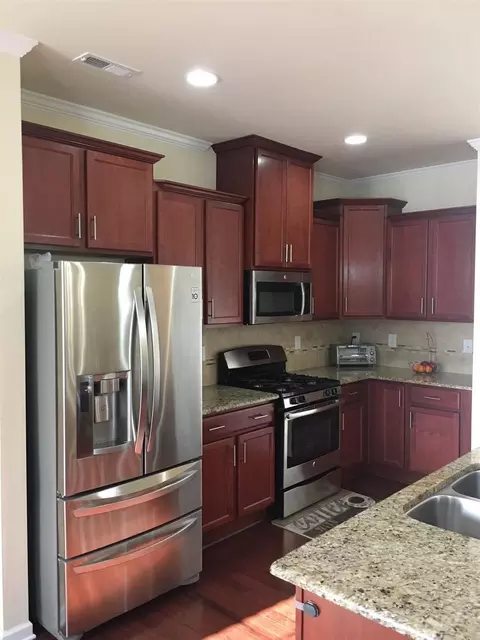 725 Silver Stream Ln, Cary, NC 27519 photo 8