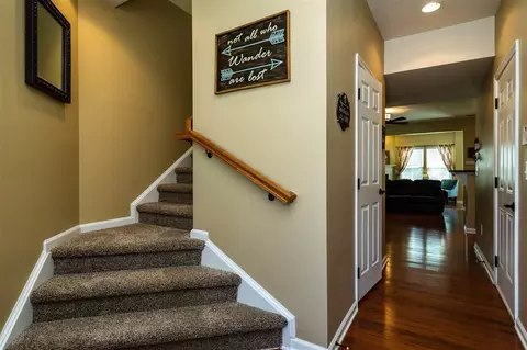 452 Panorama View Loop, Cary, NC 27519 photo 3