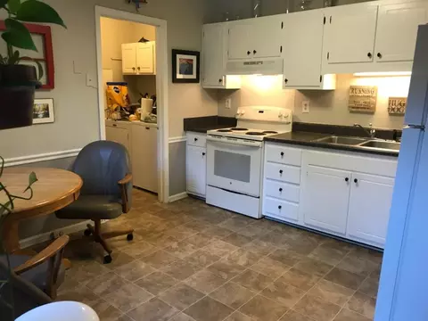 7208 Stuart Dr, Raleigh, NC 27615 photo 5