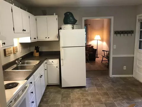 7208 Stuart Dr, Raleigh, NC 27615 photo 6