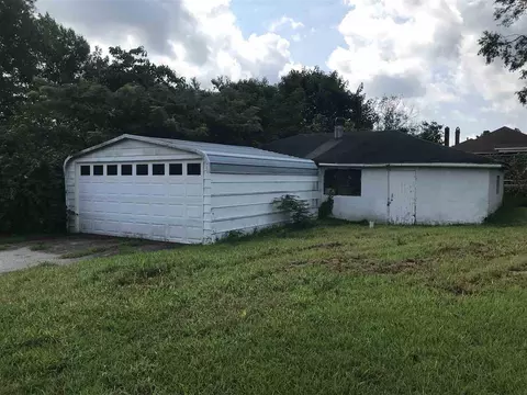 105 W D St, Erwin, NC 28339 photo 2