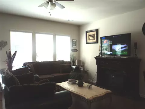 210 Tuftin Dr, Durham, NC 27703 photo 7