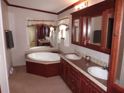340 Captains Dr, Roxboro, NC 27574 photo 11