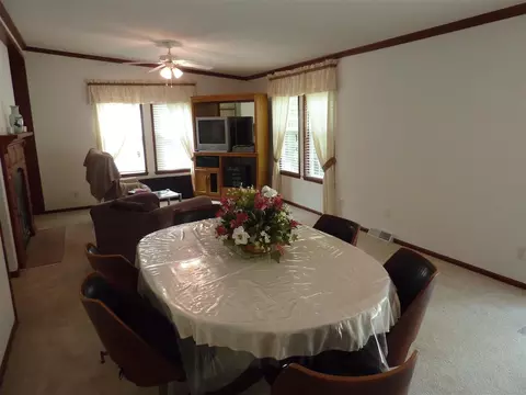 340 Captains Dr, Roxboro, NC 27574 photo 2
