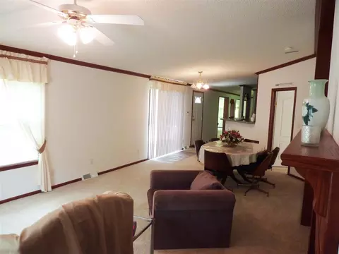 340 Captains Dr, Roxboro, NC 27574 photo 3