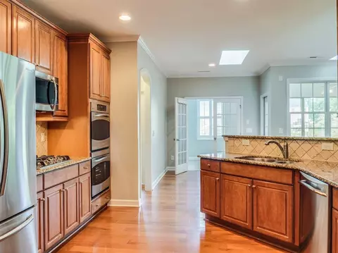 606 Harkness Cir, Durham, NC 27705 photo 5