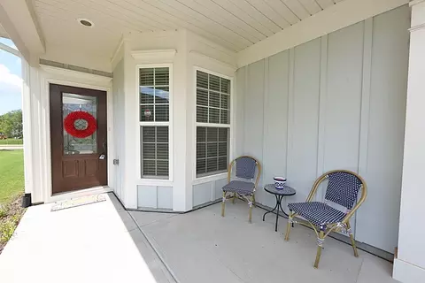 305 Currituck Ln, Durham, NC 27703 photo 2