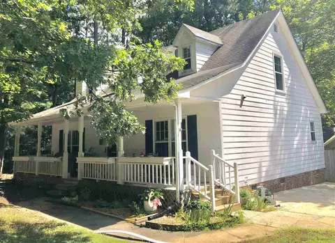 101 Wethersfield Dr, Cary, NC 27513 photo 1