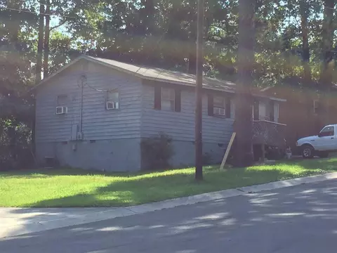 2502 Lindbergh St, Durham, NC 27704 photo 3