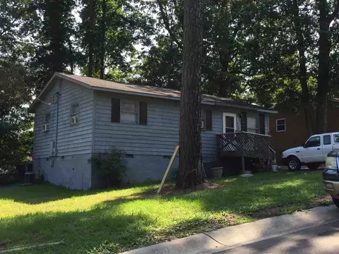 2502 Lindbergh St, Durham, NC 27704 photo 2