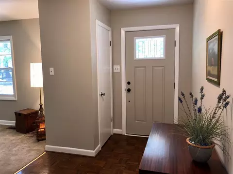 933 Danbury Dr, Durham, NC 27703 photo 4