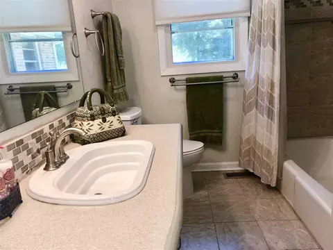 933 Danbury Dr, Durham, NC 27703 photo 11