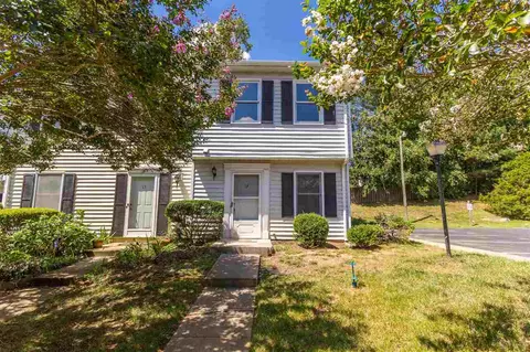 14 Georgetown Ct E, Durham, NC 27705 photo 1