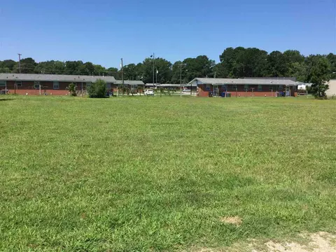 1029 Lizzie St, Selma, NC 27576 photo 8