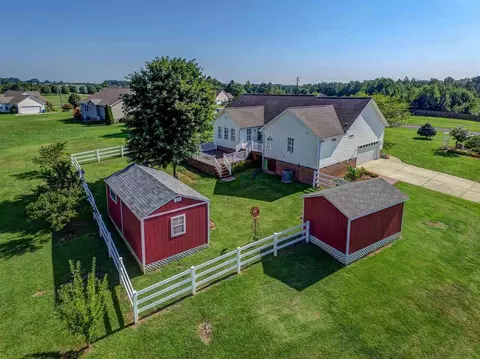 8043 Pritchett Rd, Browns Summit, NC 27214 photo 2
