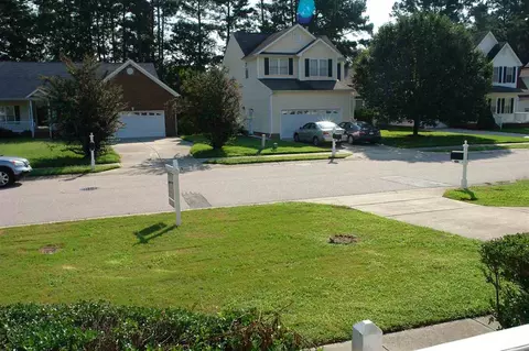 8317 Neuse Rapids Rd, Raleigh, NC 27616 photo 3