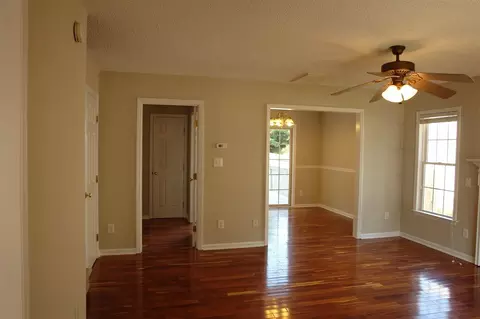 8317 Neuse Rapids Rd, Raleigh, NC 27616 photo 5