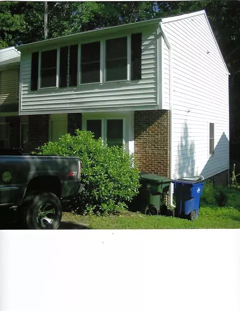 7332 Shellburne Dr, Raleigh, NC 27612 photo 1