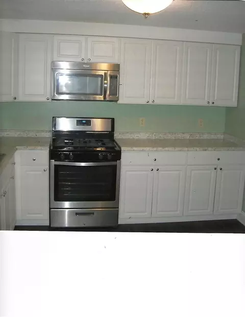 7332 Shellburne Dr, Raleigh, NC 27612 photo 3