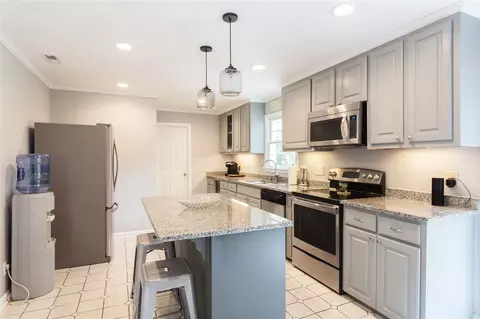 236 Singleton St, Raleigh, NC 27606 photo 9
