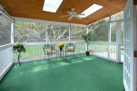 913 Sanderson Dr, Durham, NC 27704 photo 11