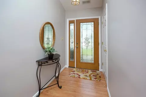 913 Sanderson Dr, Durham, NC 27704 photo 3