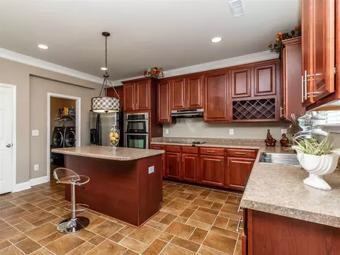 620 Ashburn Ln, Durham, NC 27703 photo 8