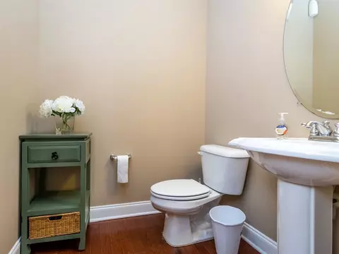 620 Ashburn Ln, Durham, NC 27703 photo 11