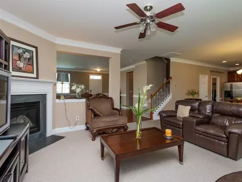 620 Ashburn Ln, Durham, NC 27703 photo 4