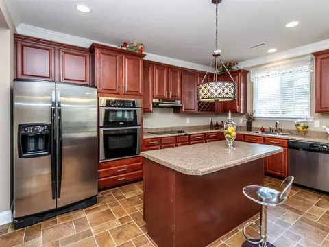 620 Ashburn Ln, Durham, NC 27703 photo 7