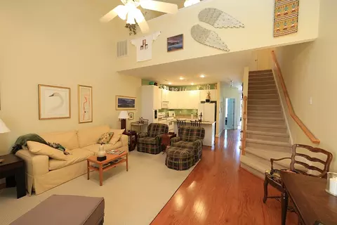 404 Whitmore Ln, Durham, NC 27707 photo 4