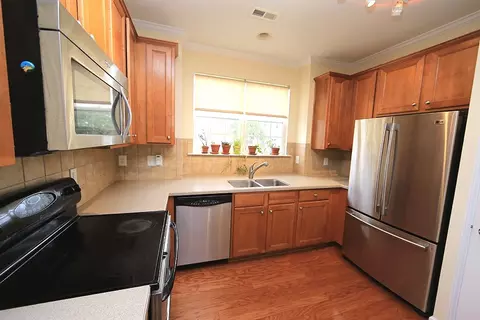 353 Red Elm Dr, Durham, NC 27713 photo 4