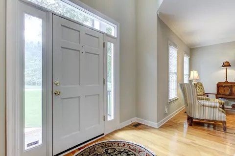7106 Spring Ridge Rd, Cary, NC 27518 photo 3