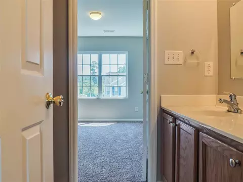 1035 Statler Dr, Durham, NC 27703 photo 17