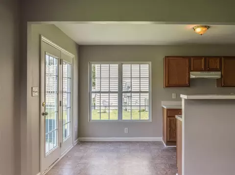 1035 Statler Dr, Durham, NC 27703 photo 2