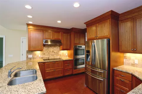 205 Strathburgh Ln, Cary, NC 27511 photo 8