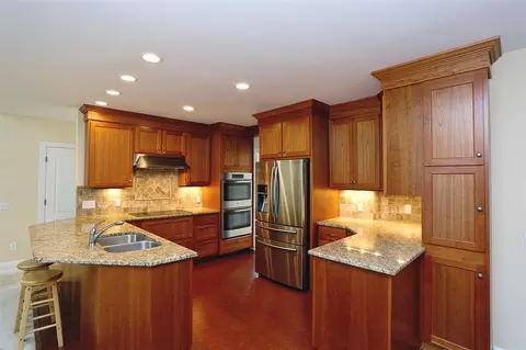 205 Strathburgh Ln, Cary, NC 27511 photo 7