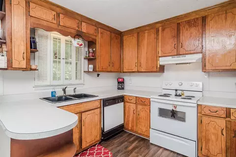 675 Pine Level Micro Rd, Selma, NC 27576 photo 7
