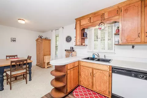 675 Pine Level Micro Rd, Selma, NC 27576 photo 9