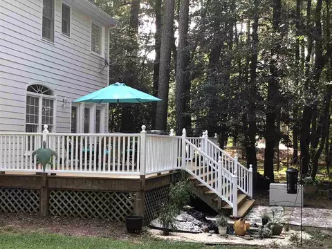 133 W Peach Orchard Dr, Benson, NC 27504 photo 6