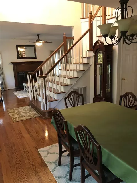 133 W Peach Orchard Dr, Benson, NC 27504 photo 3