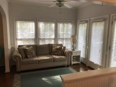 133 W Peach Orchard Dr, Benson, NC 27504 photo 5
