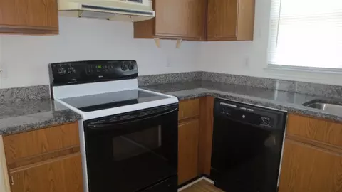 608 Bladestone Ct, Apex, NC 27502 photo 7