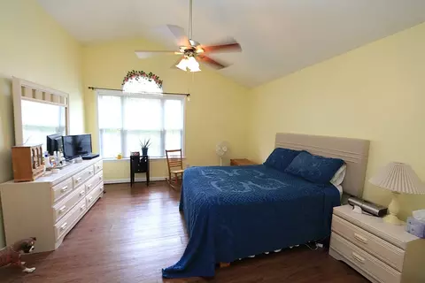 101 Blackthorne Pl, Garner, NC 27529 photo 8