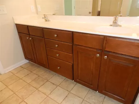 11 Hickory Nut Dr, Smithfield, NC 27577 photo 8