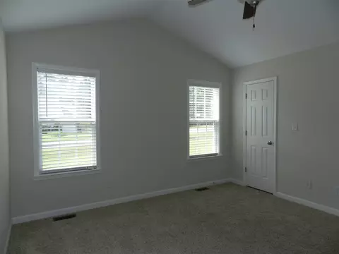 11 Hickory Nut Dr, Smithfield, NC 27577 photo 6